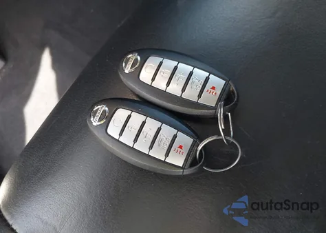 2017 Nissan Pathfinder Platinum из США, поврежденный, VIN 5N1DR2MN6HC675690